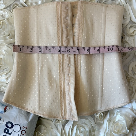 New latex remodeling belt - Picture 6 of 6